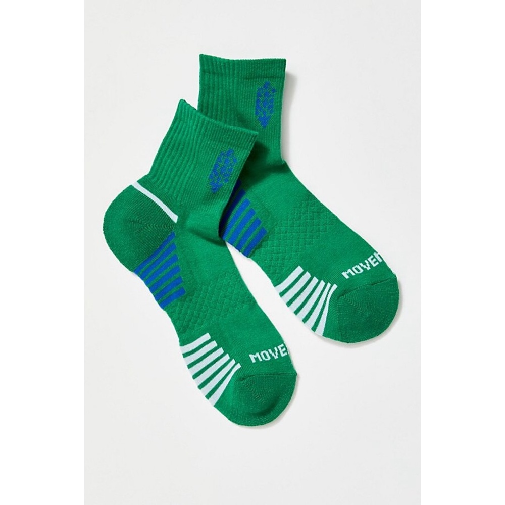 New Free People Movement Wave Crew Socks in Kelly Green One Size